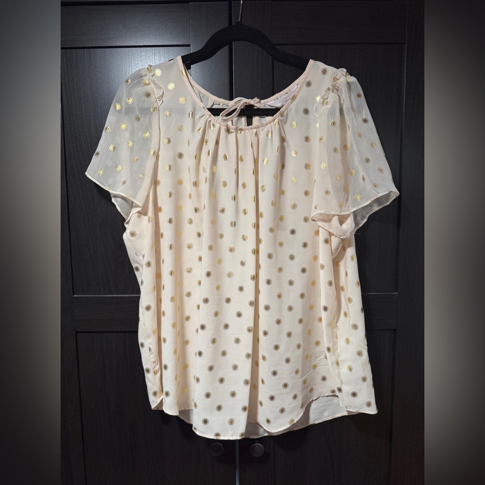 Elegant Cream and Gold Women's Top